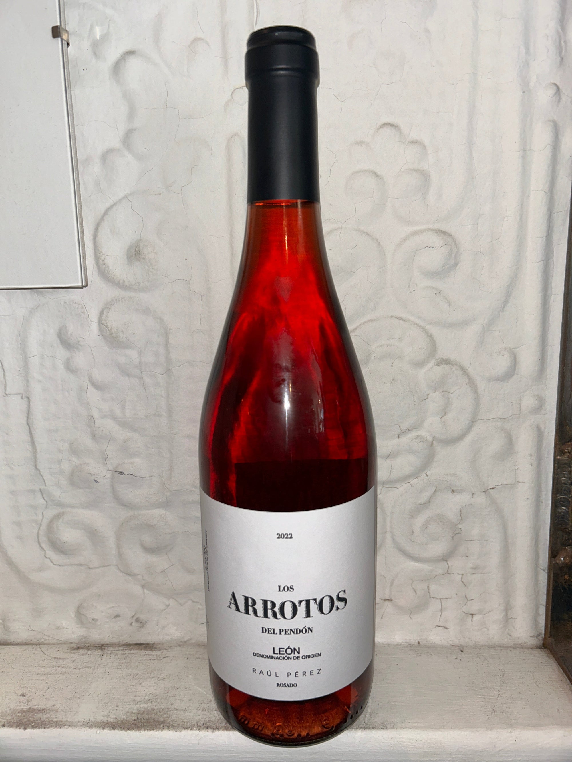 Los Arrotos del Pendon Rose, Raul Perez 2022 (Castilla y Leon, Spain)-Wine-Bibber & Bell