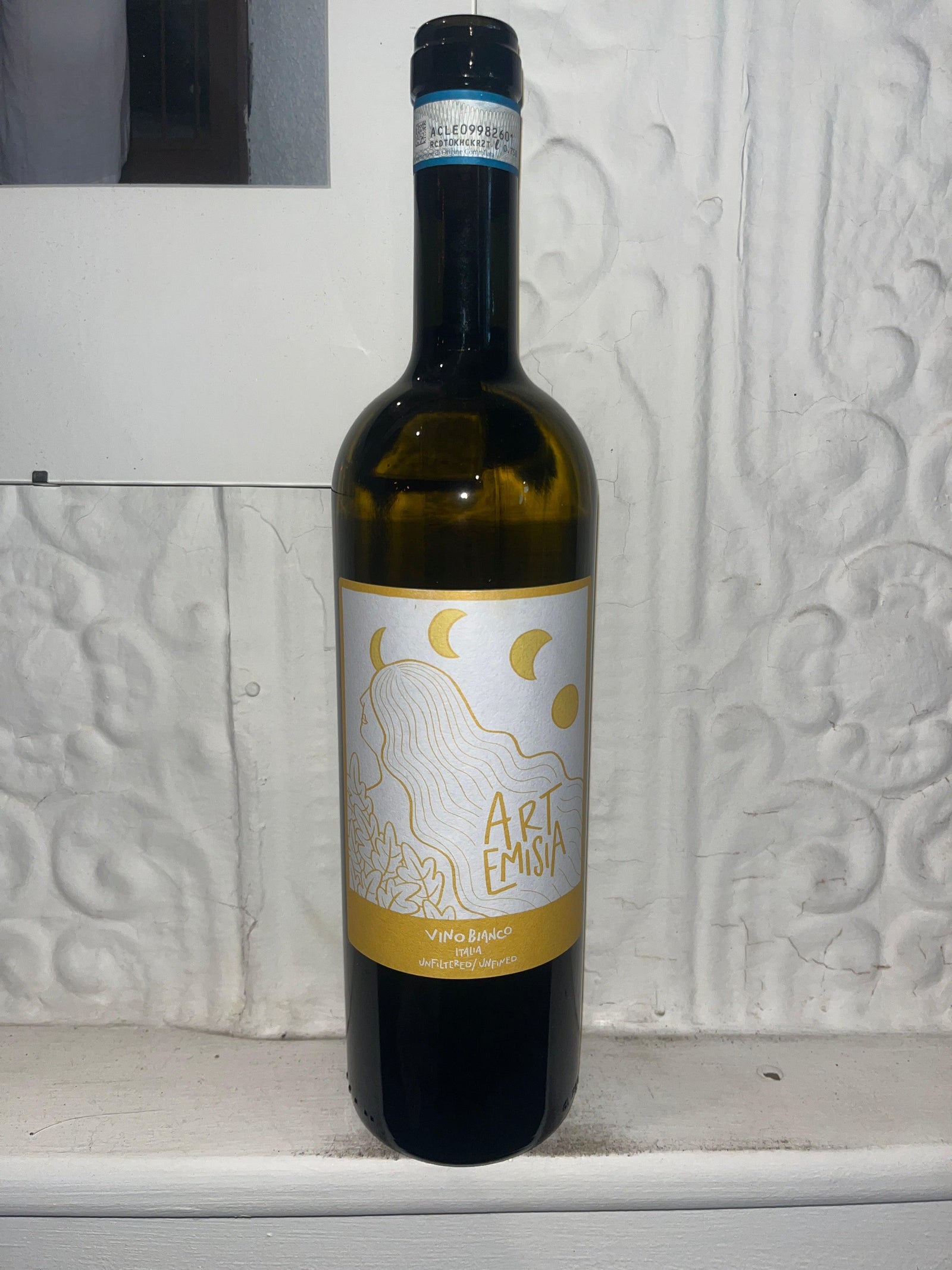 Artemisia Trebbiano Nature, ArtProject 2021 (Abruzzo, Italy)-Bibber & Bell