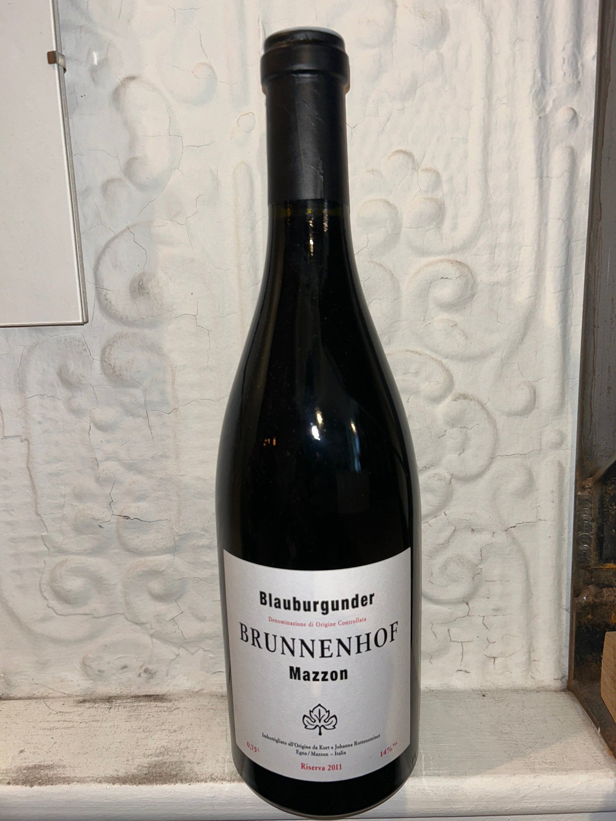 Blauburgunder Riserva, Brunnenhof 2011 (Alto Adige, Italy)-Wine-Bibber & Bell