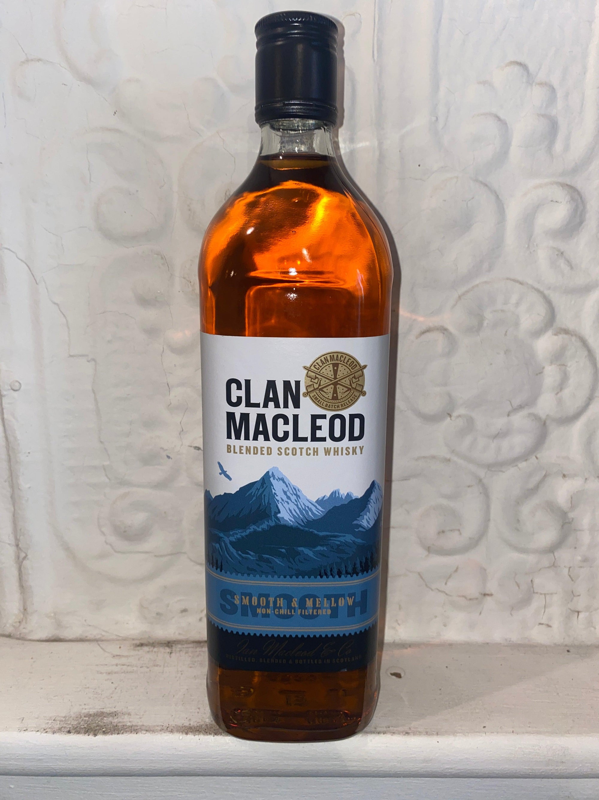 Blended Scotch Whisky, Clan Macleod (Skye, Scotland)-Liquor & Spirits-Bibber & Bell
