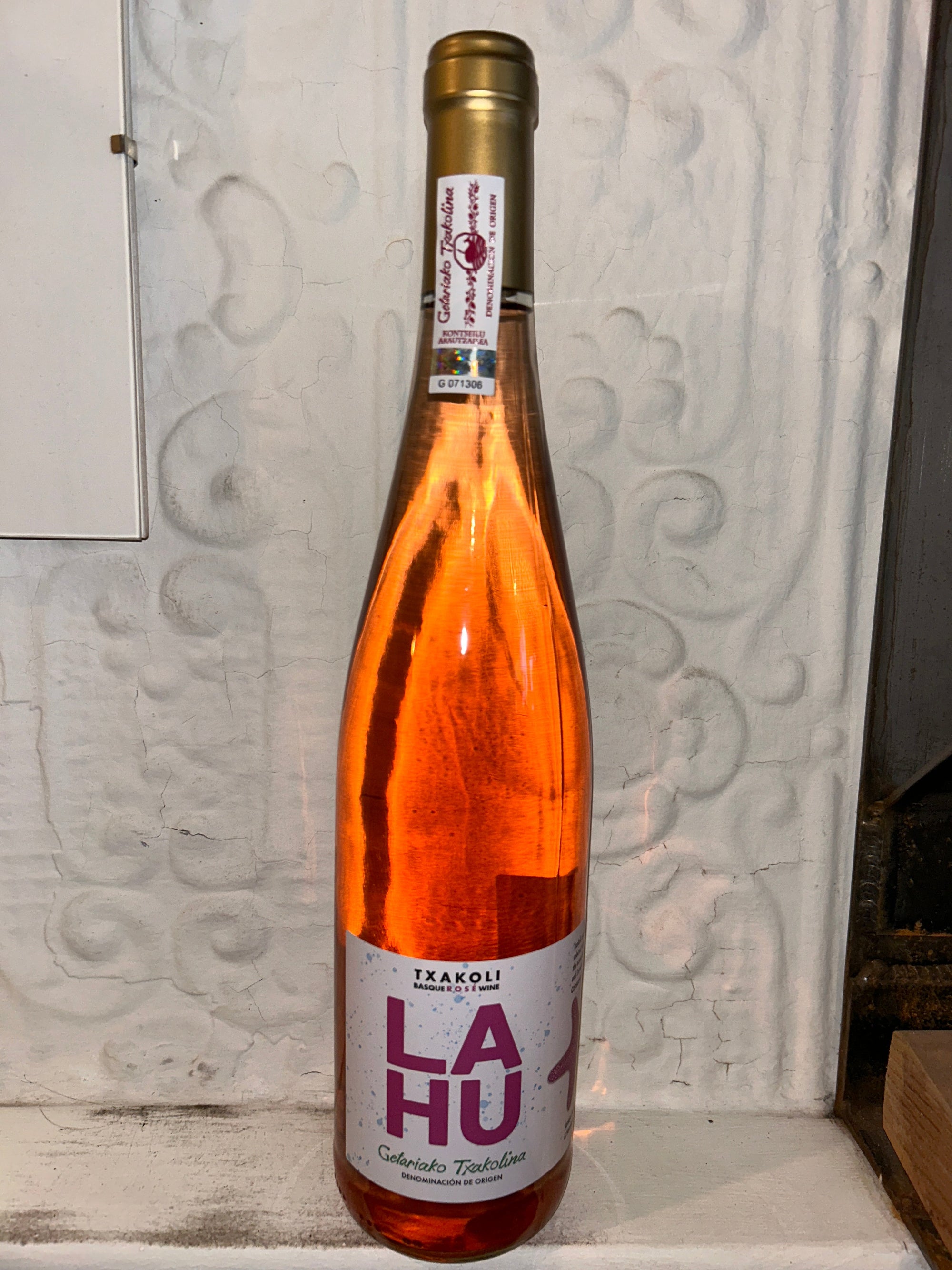 Lahu Txakoli Rose, Bassaurresti 2023 (Basque Country, Spain)-Wine-Bibber & Bell