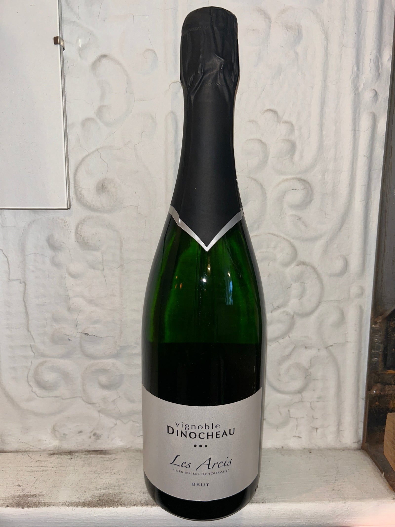 Les Areis, Vignoble Dinocheau NV (Loire Valley, France)-Wine-Bibber & Bell