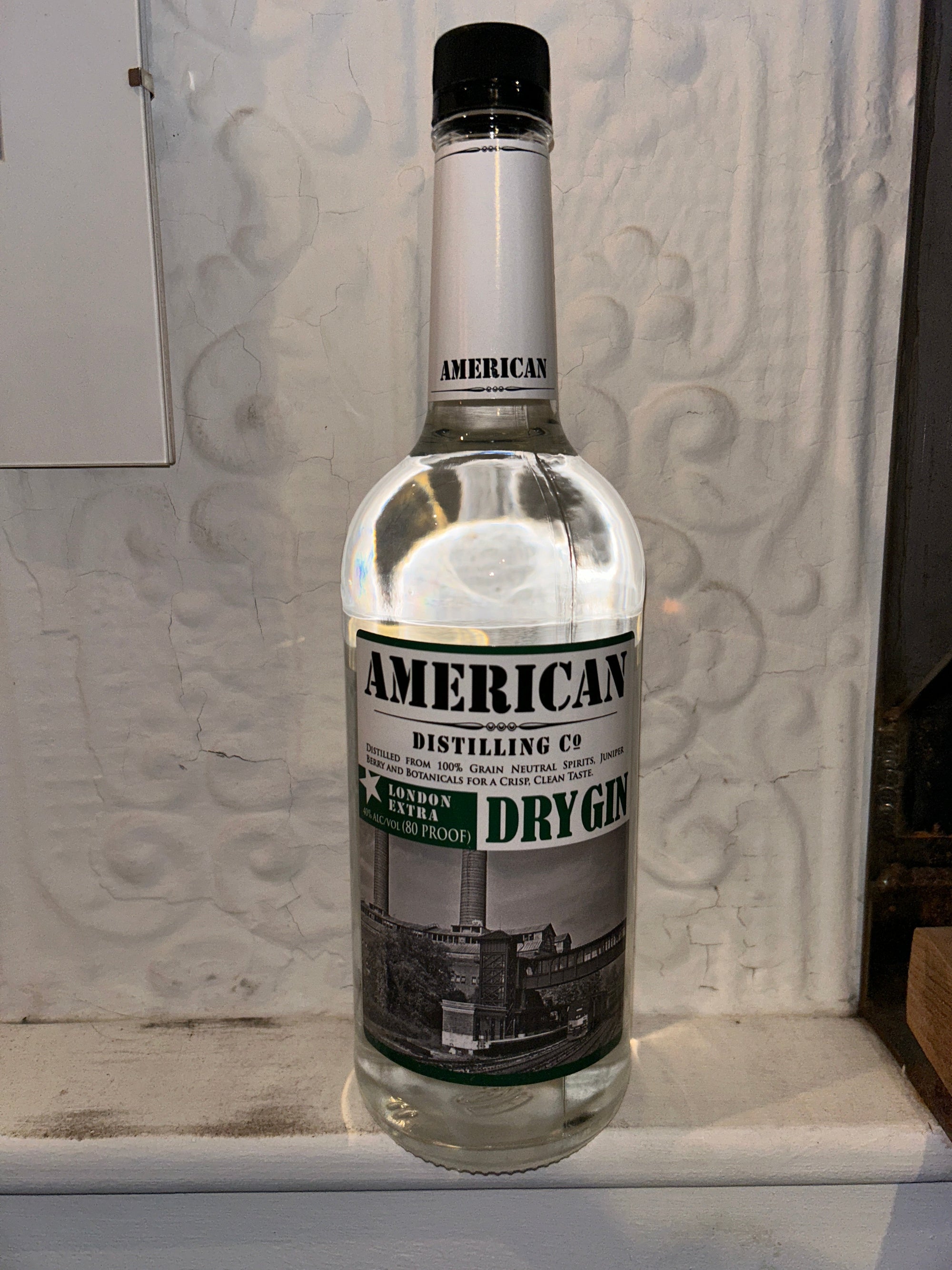 London Extra Dry Gin, American Distilling Co. (Mira Loma, California)-Liquor & Spirits-Bibber & Bell