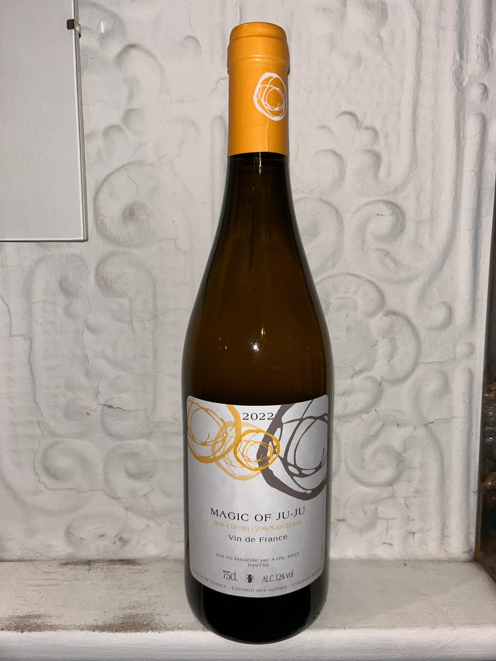 Magic of JuJu, La Famillie Mosse 2022 (Loire Valley, France)-Wine-Bibber & Bell