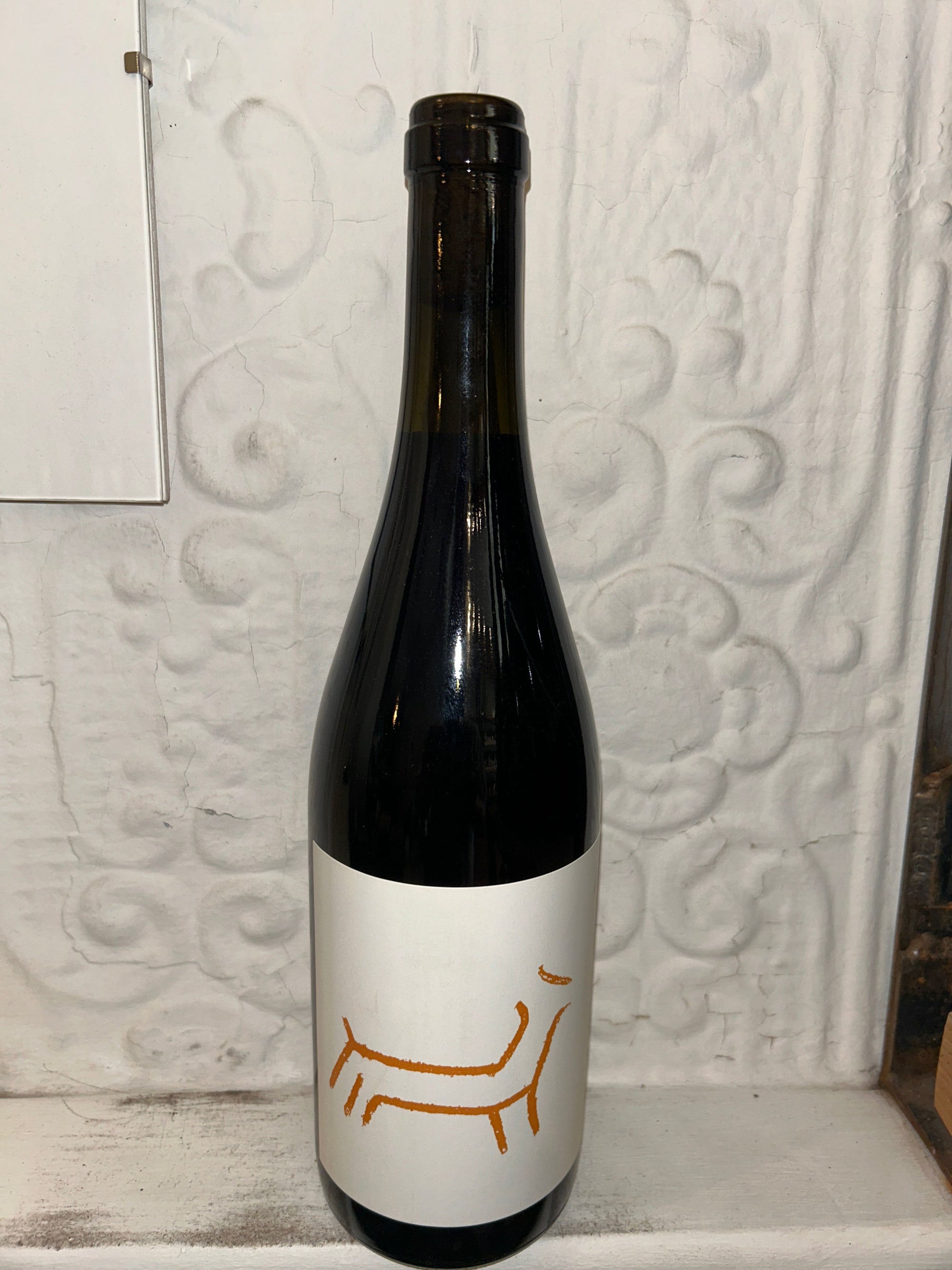 Manliana Garnacha, Bodega Vettones 2020 (Gredos Mtns., Spain)-Wine-Bibber & Bell