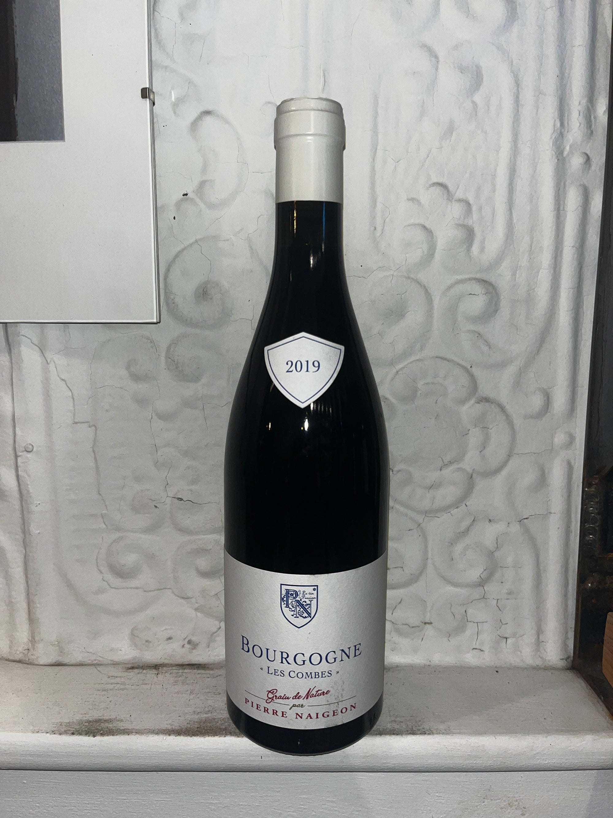 Pierre Naigeon Bourgogne Pinot Noir, "Les Combes" (Burgundy, France) 2019-Wine-Bibber & Bell