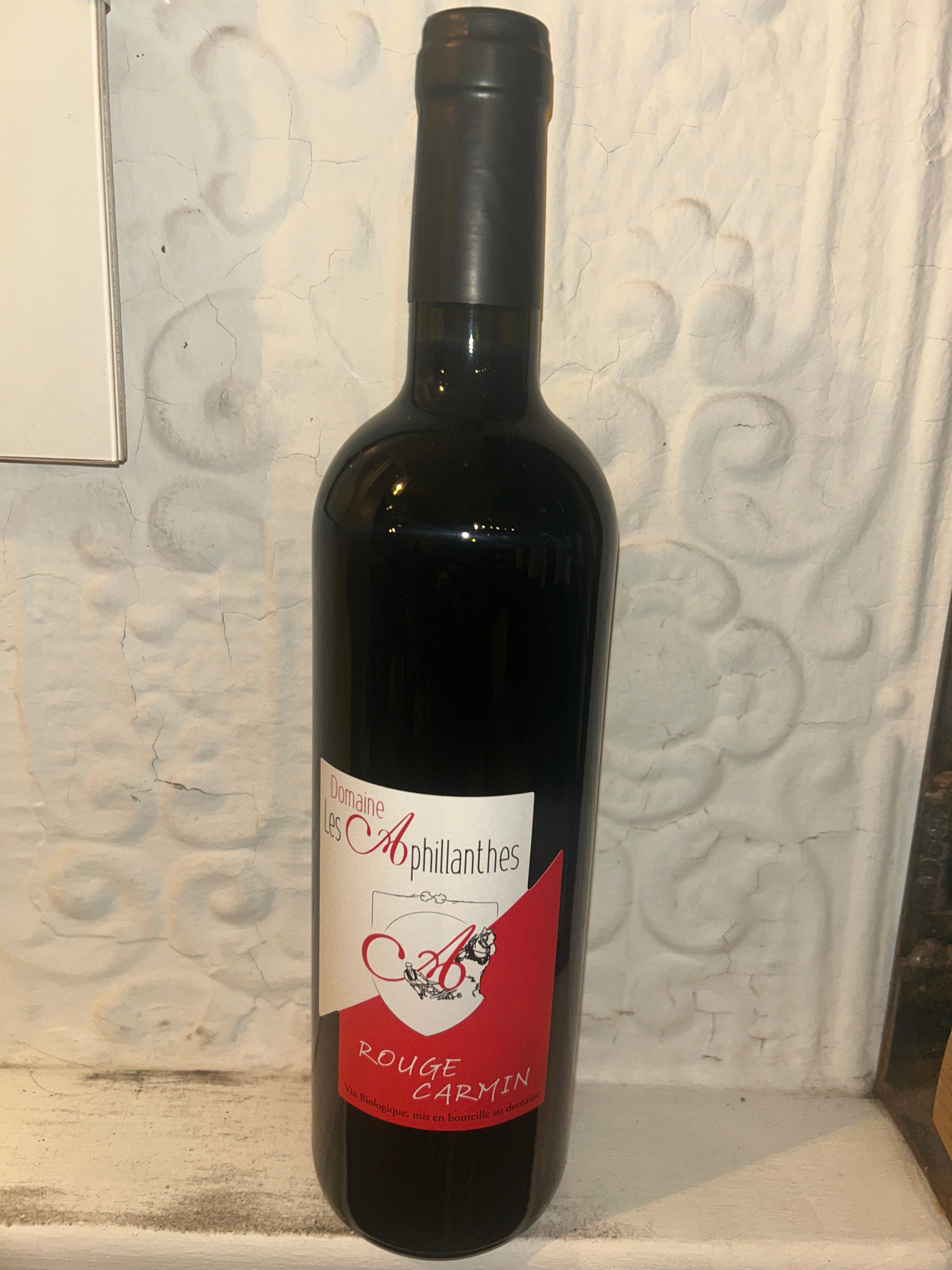 Rouge Carmin, Domaine Les Aphillanthes 2021 (Rhone Valley, France)