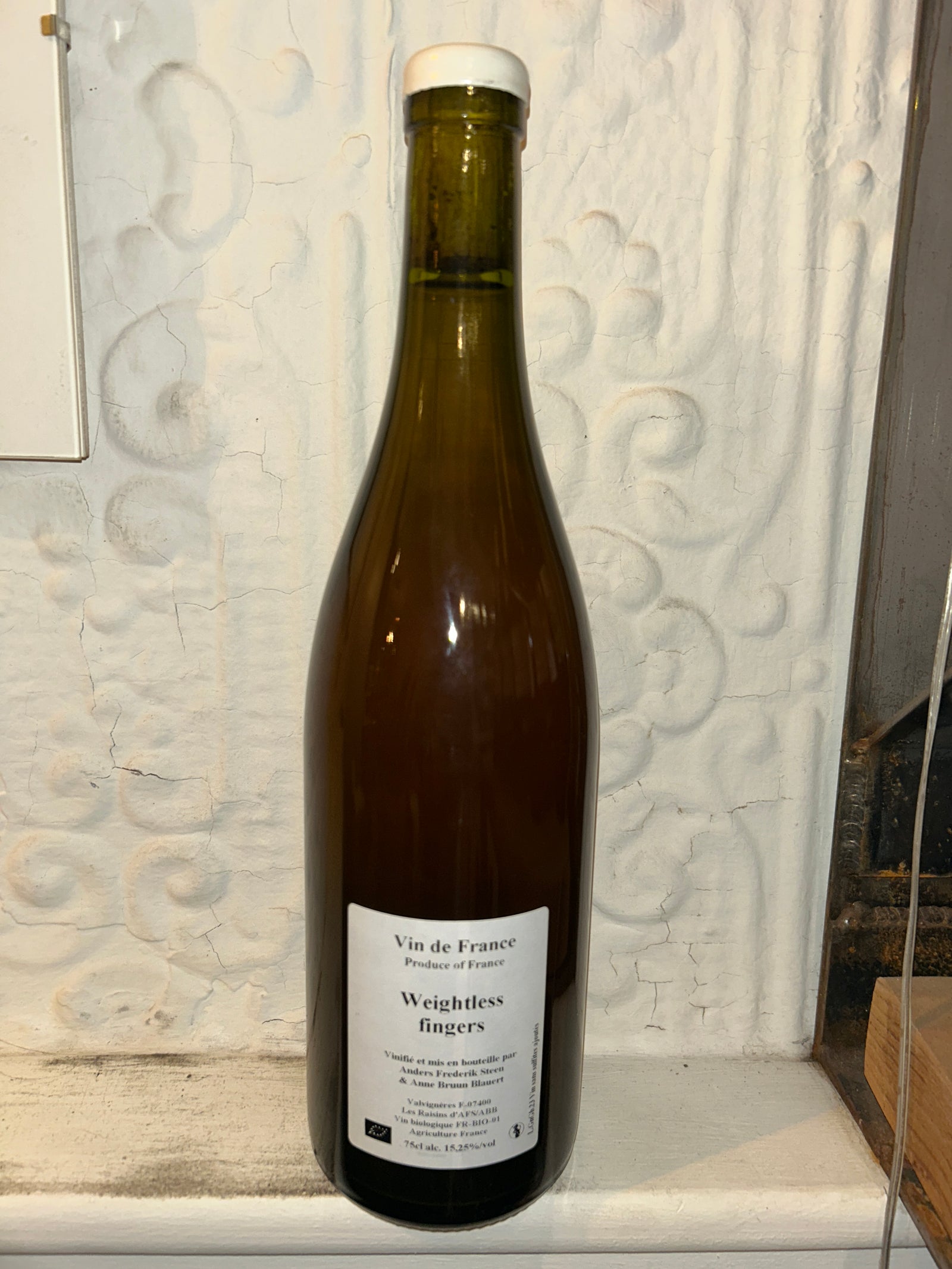 Weightless Fingers, Anders Fredrik Steen 2023 (Loire Valley, France)-Wine-Bibber & Bell