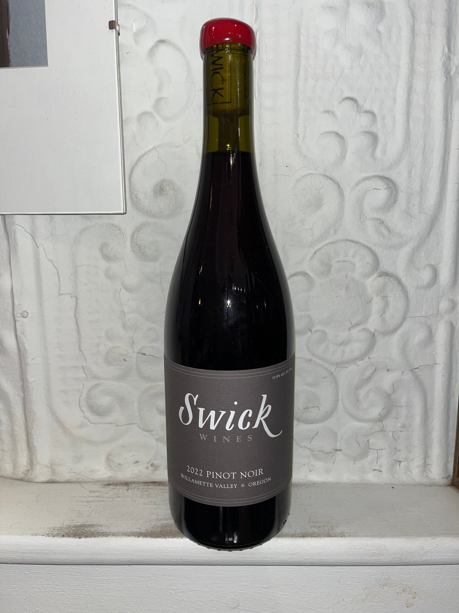 Willamette Pinot Noir, Swick 2022 (Oregon, United States)-Wine-Bibber & Bell