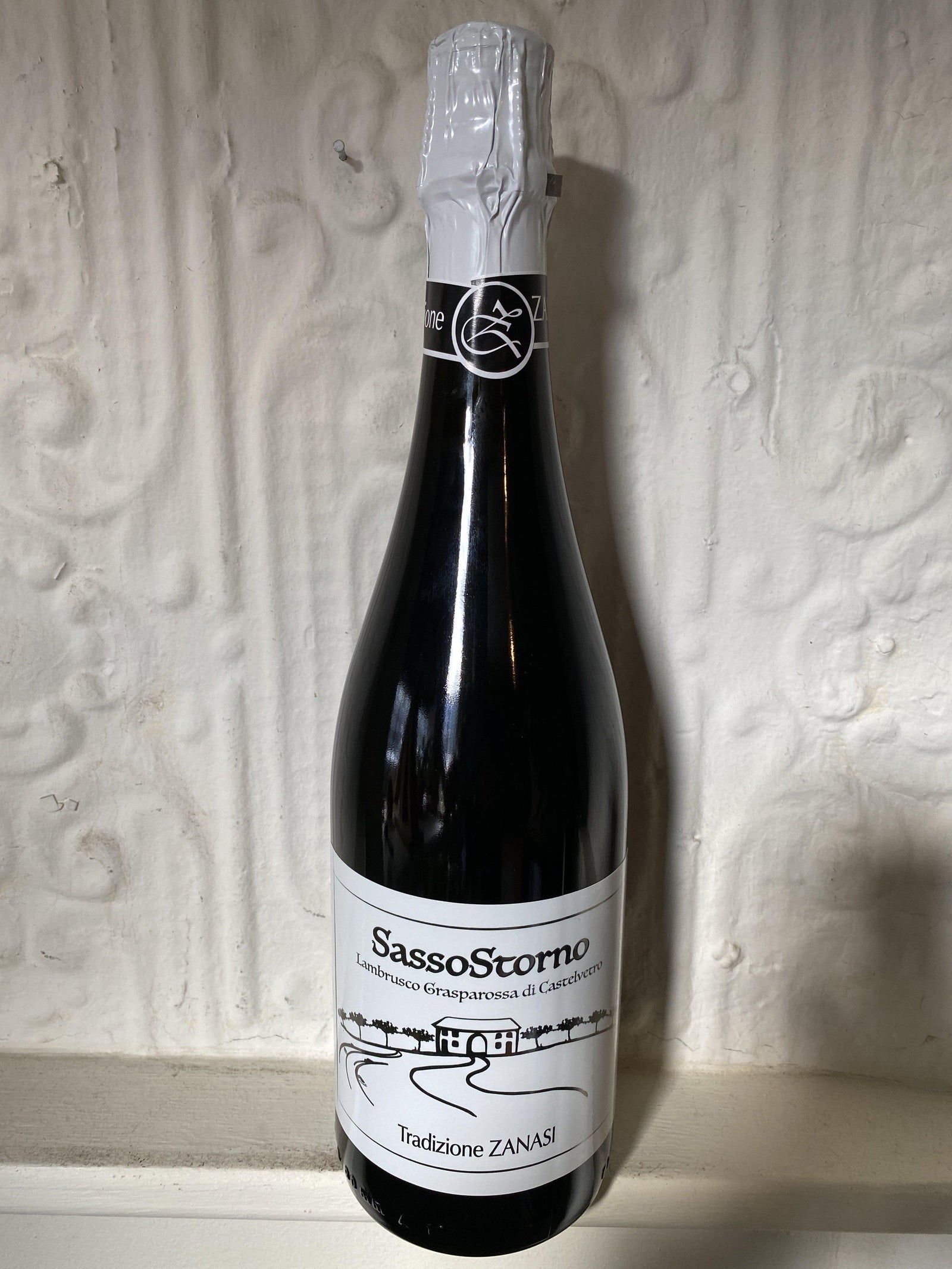 Lambrusco Grasparossa di Castelvetro, Zanasi NV (Emilia-Romagno, Itlay)-Wine-Bibber & Bell