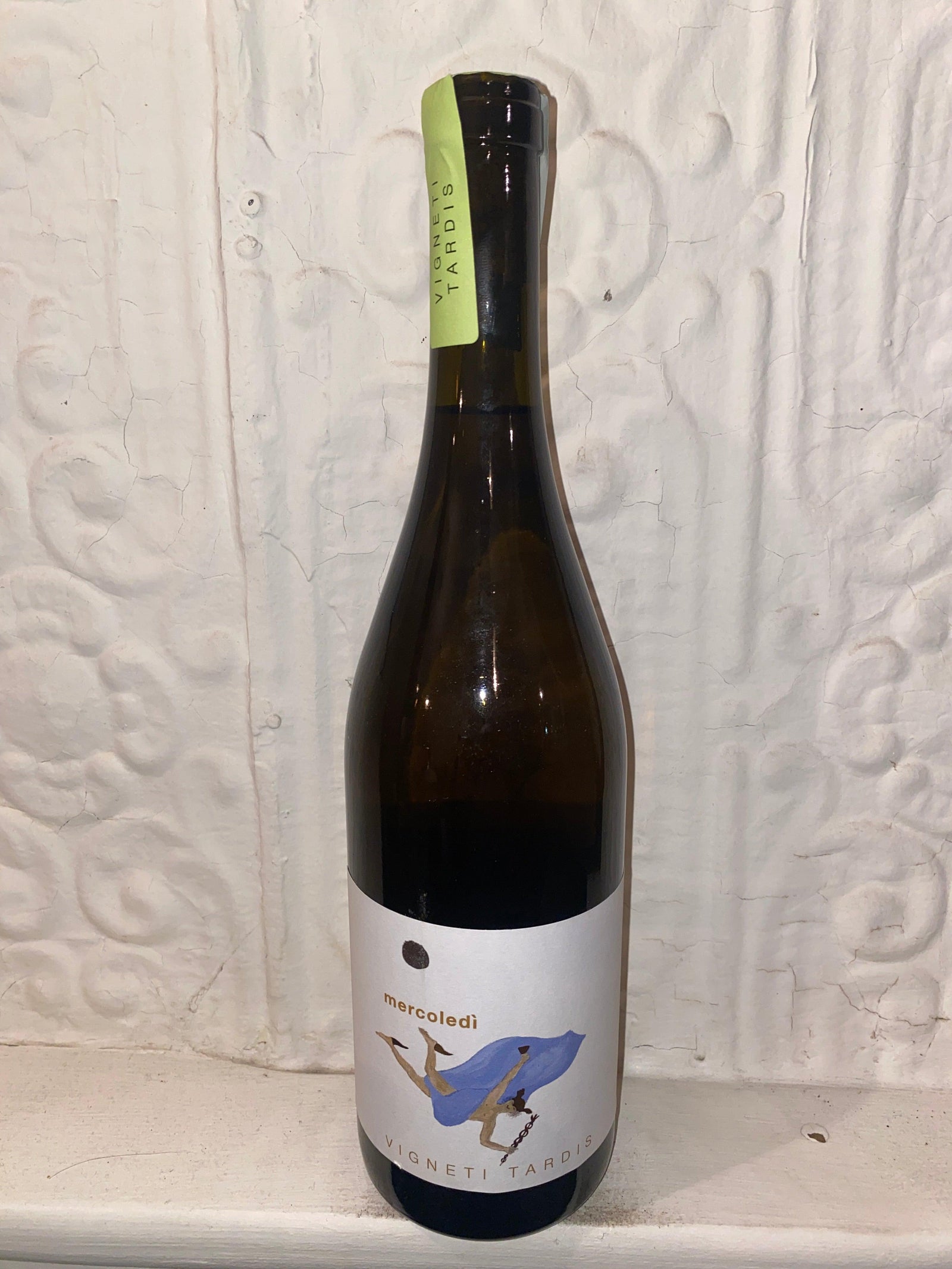 Mercoledi , Vigneti Tardis 2019 (Campania, Italy)-Bibber & Bell