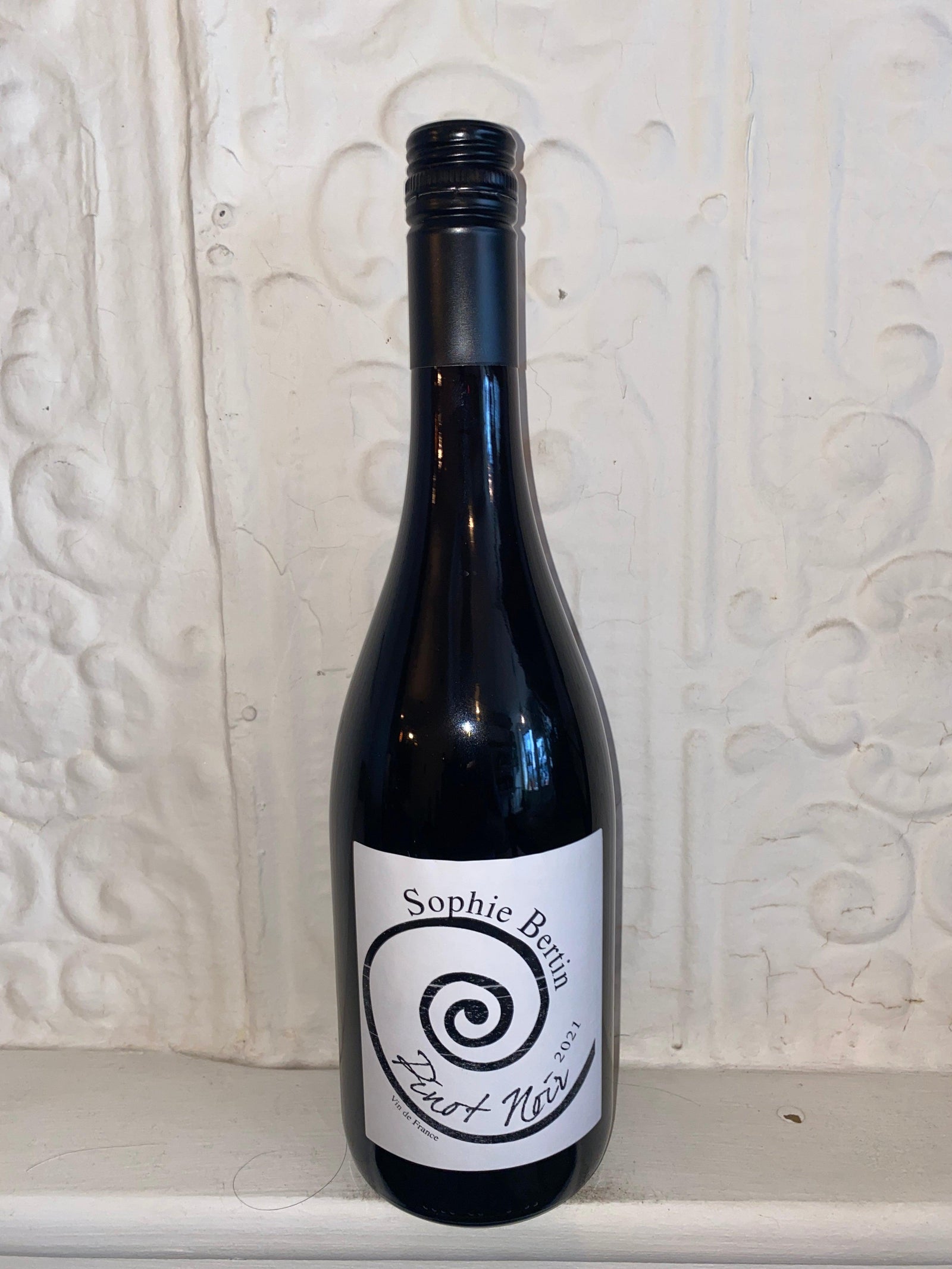 Pinot Noir Sophie Bertin, Domaine Eric Louis 2021 (Loire Valley, France)-Wine-Bibber & Bell