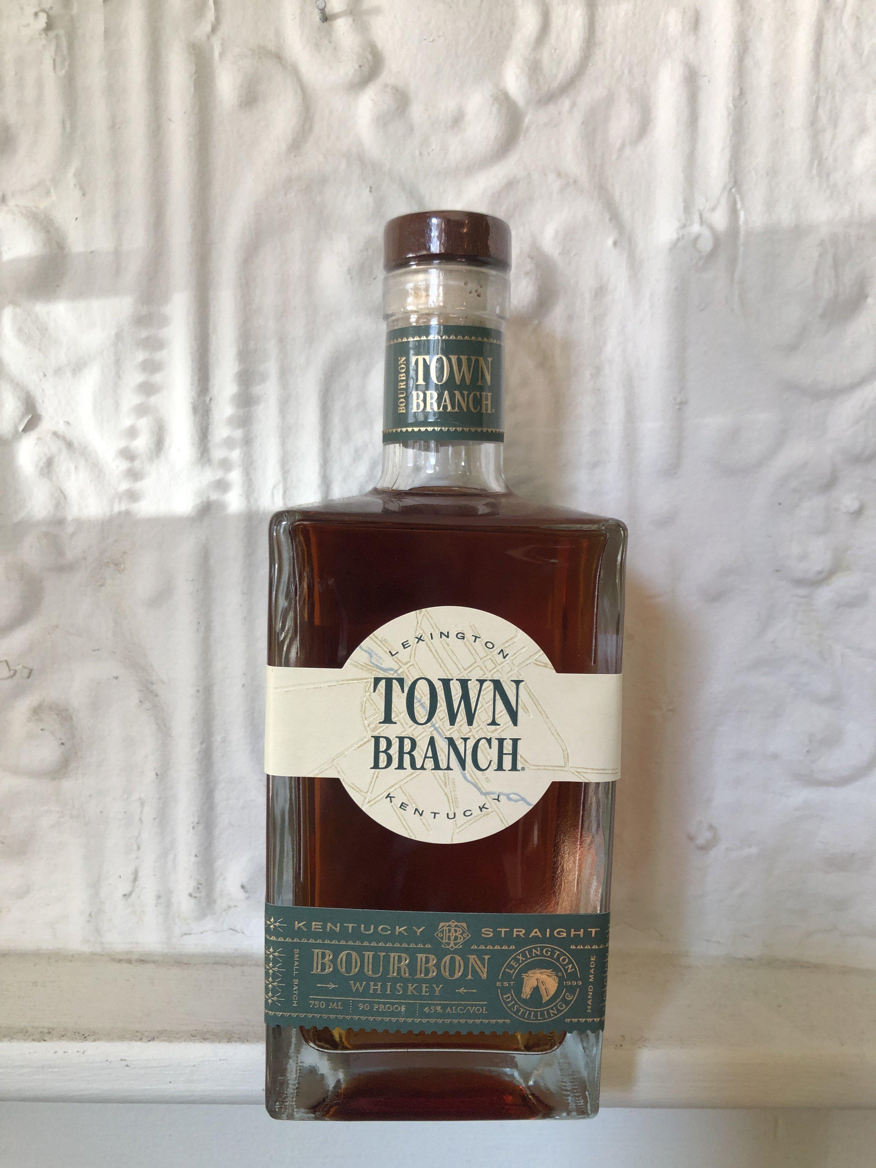 Town Branch Kentucky Straight Bourbon Whiskey (750ml Bottle)